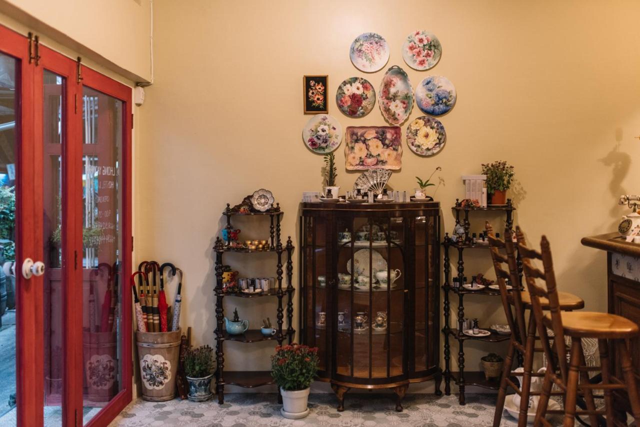 Lhong Yaowarat Hostel Банкок Екстериор снимка