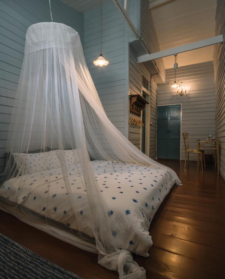 Lhong Yaowarat Hostel Банкок Екстериор снимка