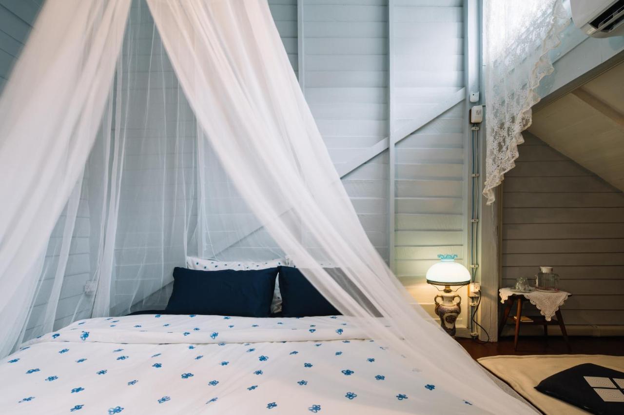 Lhong Yaowarat Hostel Банкок Екстериор снимка