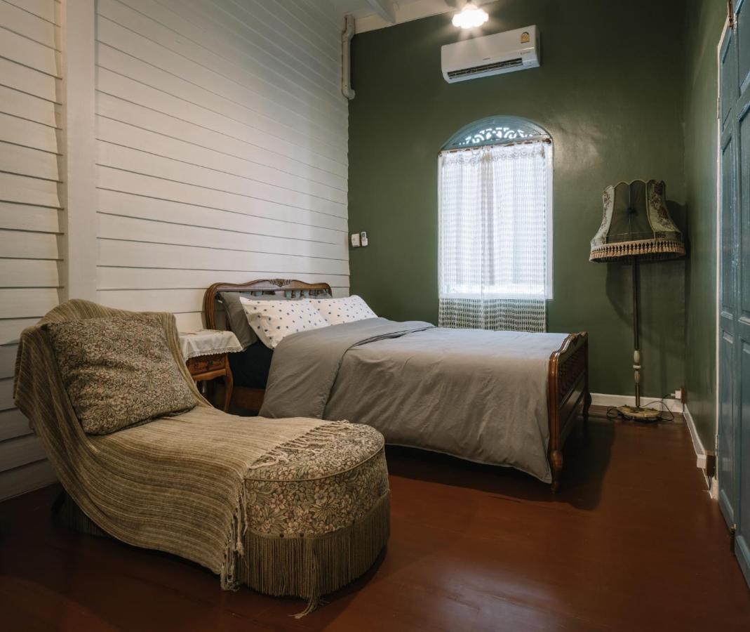 Lhong Yaowarat Hostel Банкок Екстериор снимка