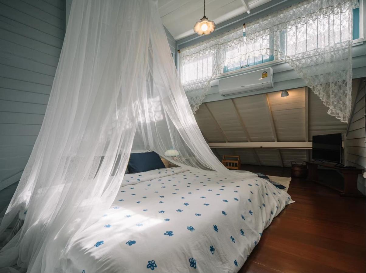 Lhong Yaowarat Hostel Банкок Екстериор снимка