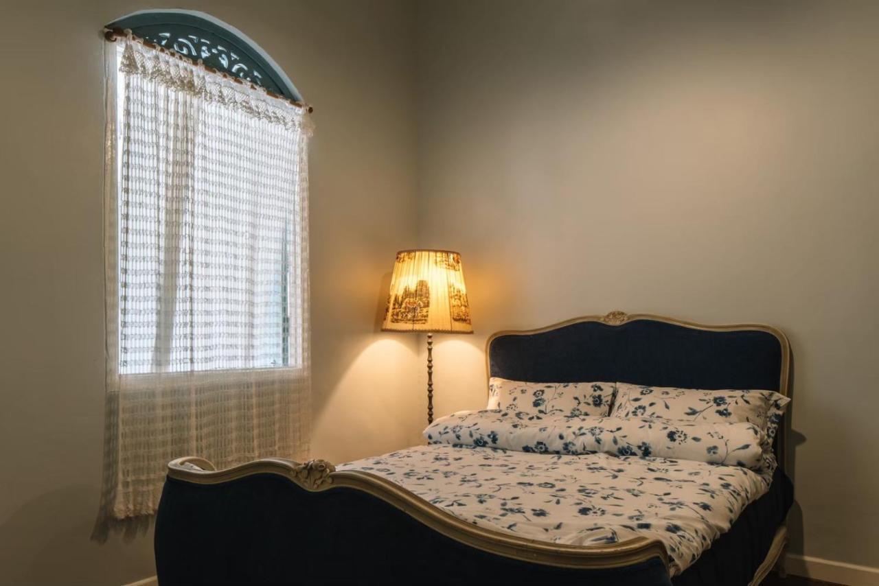 Lhong Yaowarat Hostel Банкок Екстериор снимка